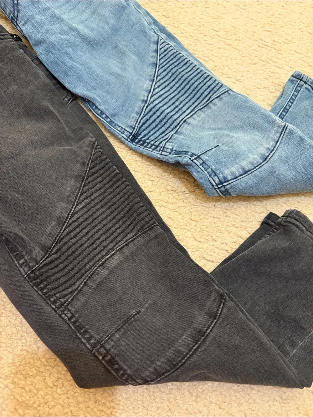 Art Class Kids Moto Jogger Jeans - Black and Light Denim size 10 M